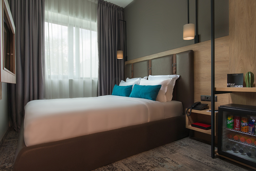 Двойна мини стая със спалня - The Stay Hotel